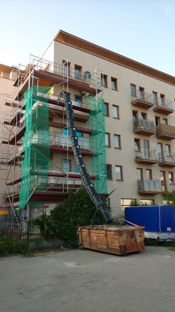 Naprawa elewacji i balkonów bloku na Łukociewskiego.