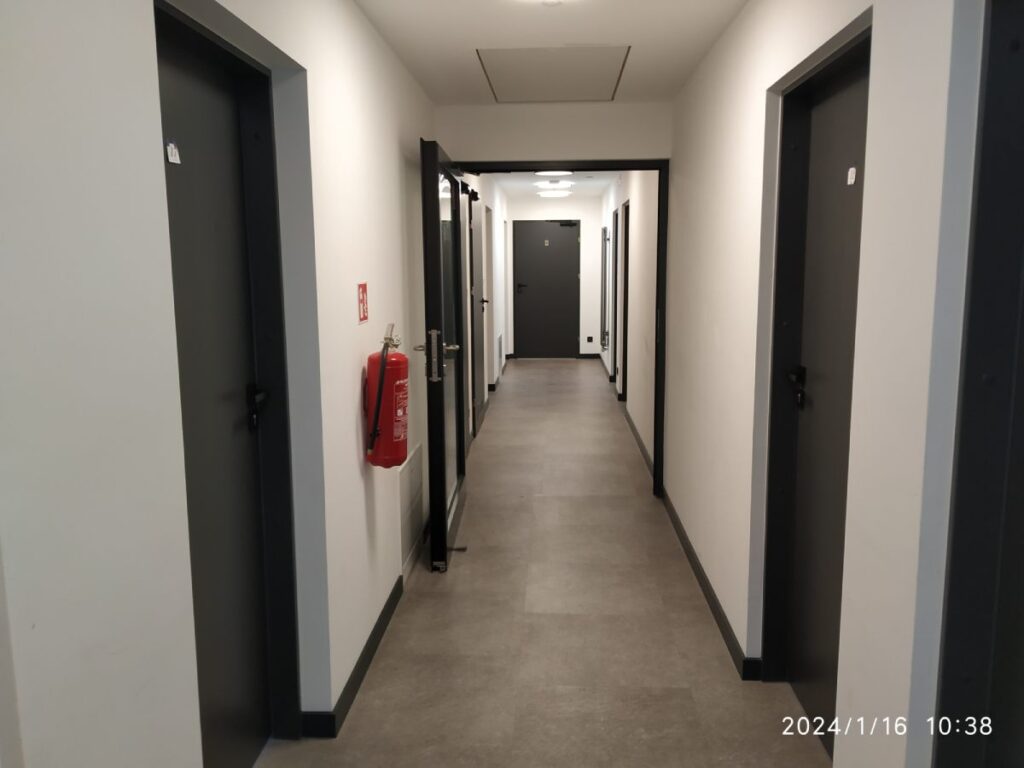 Budowa hostelu. Generalny wykonawca firma BM Buchcic.