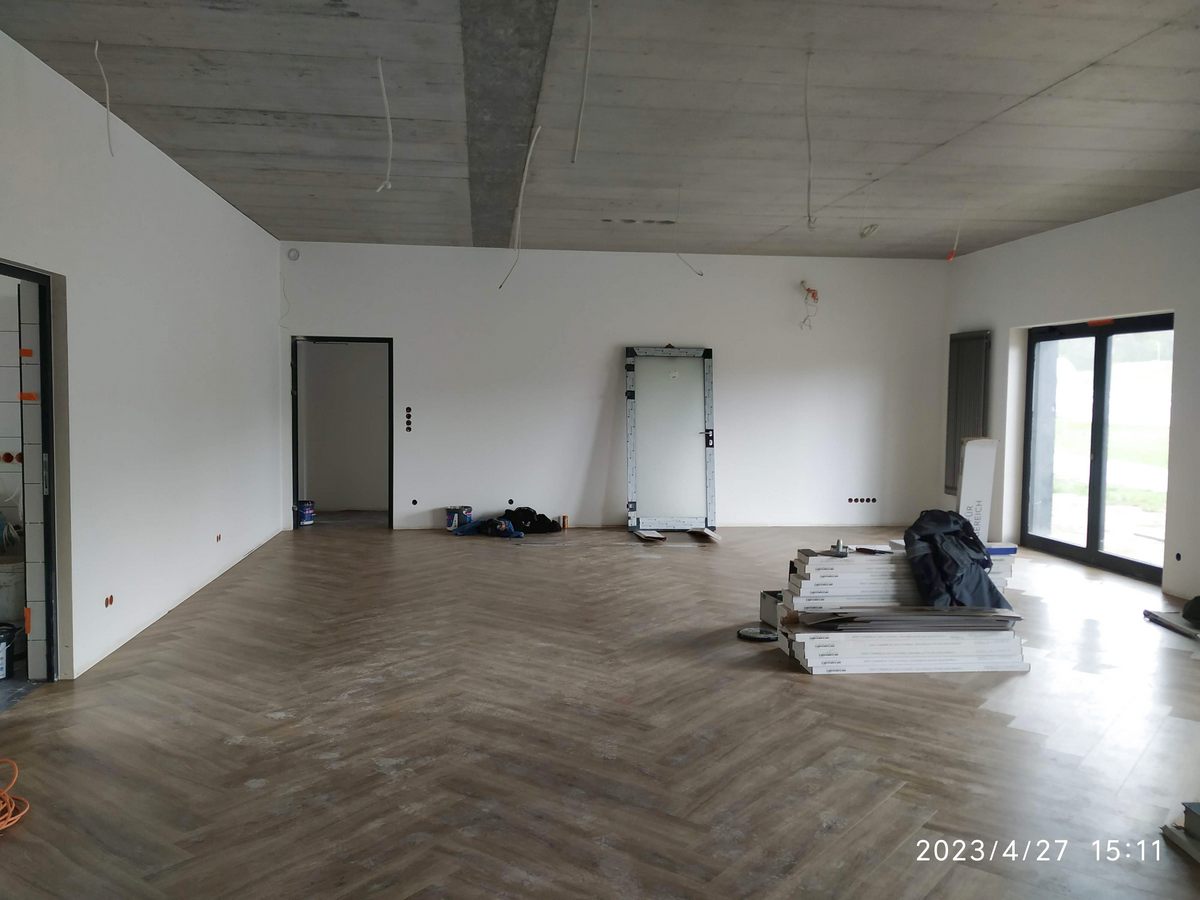 Budowa hostelu. Generalny wykonawca firma BM Buchcic.