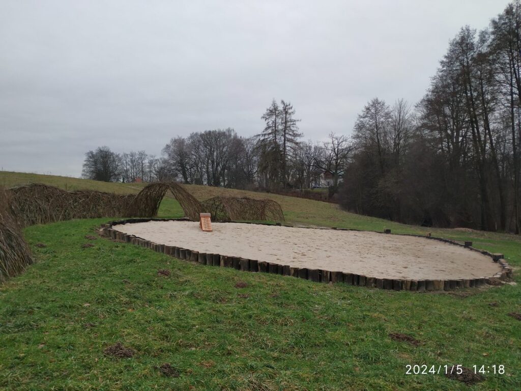 Prace zewnętrzne. Mała architektura. BM Buchcic.