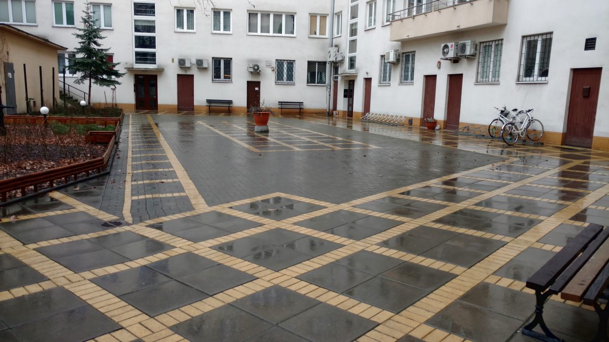 Uszczelnienie patio na ul. Chopina. Prace wykonała firma BM Buchcic.