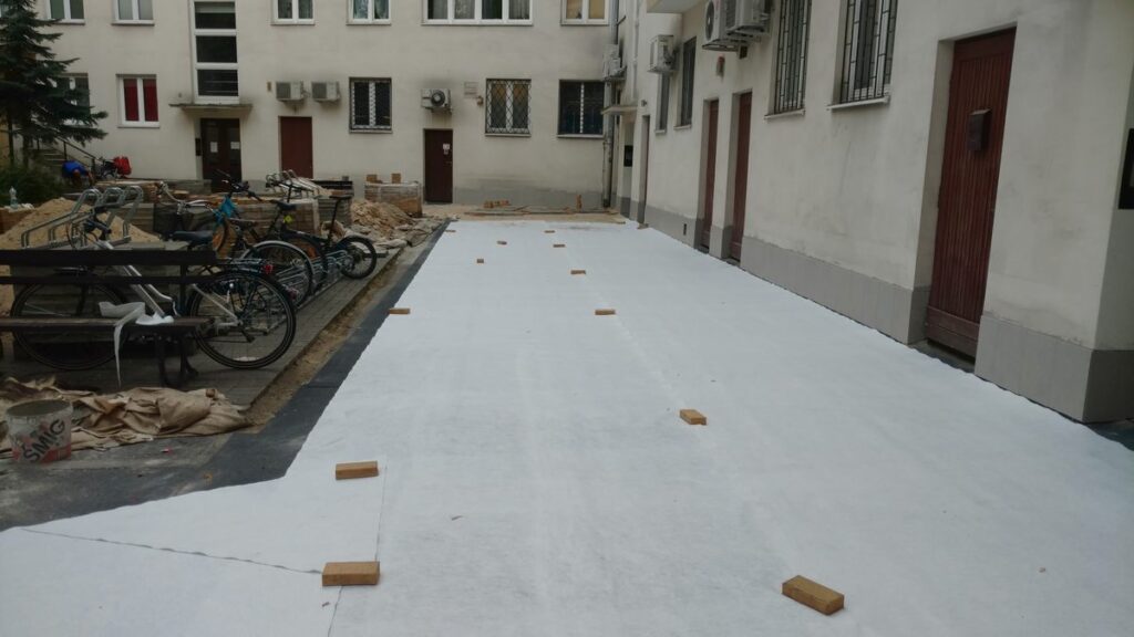 Uszczelnienie patio na ul. Chopina. Prace wykonała firma BM Buchcic.